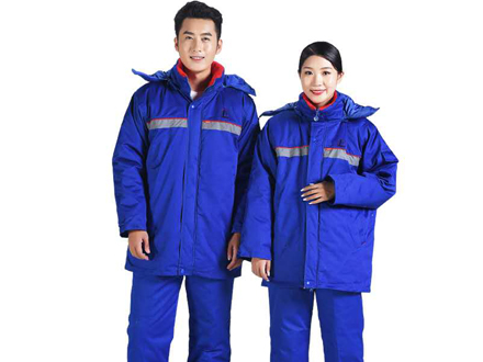 在四川怎么选择工作服定制厂家